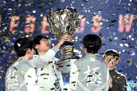 今年会jinnianhui 不氪玩僵尸前线3d游戏
